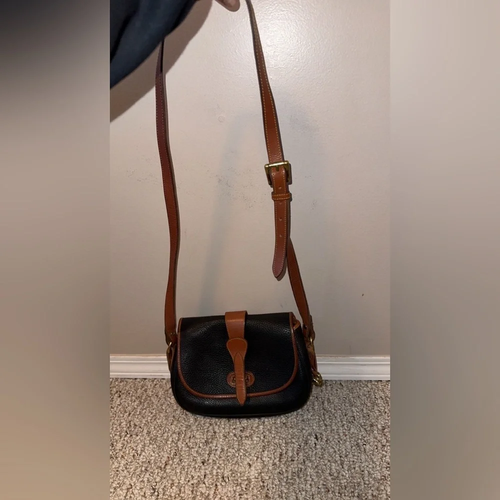 Authentic Dooney Bourke - Picture 3 of 5